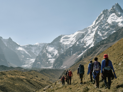 2Morning_approach_to_Kyzylsu_glacier