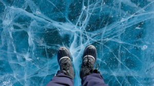 Le lac gelé de Ward Hunt Island. ©Bastien Ruols. All rights reserved.